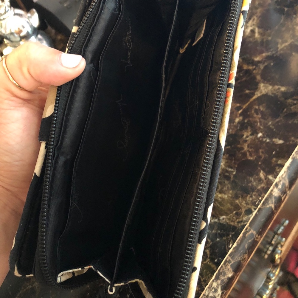 Beautiful wallet 🤗 - Picture 3 of 7
